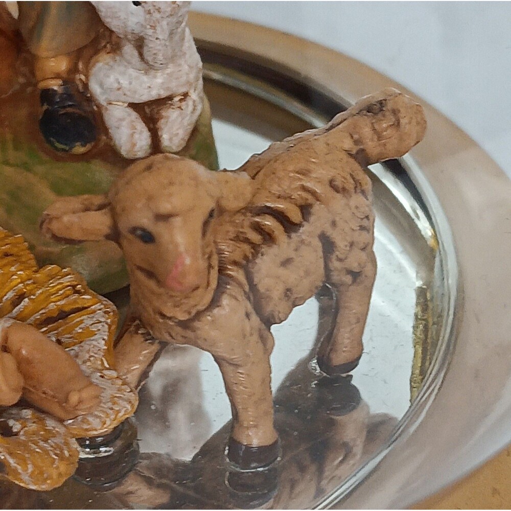 Vintage Fontanini Blown Glass Music Box Plays Little Drummer Boy #66114 - Picture 11 of 16